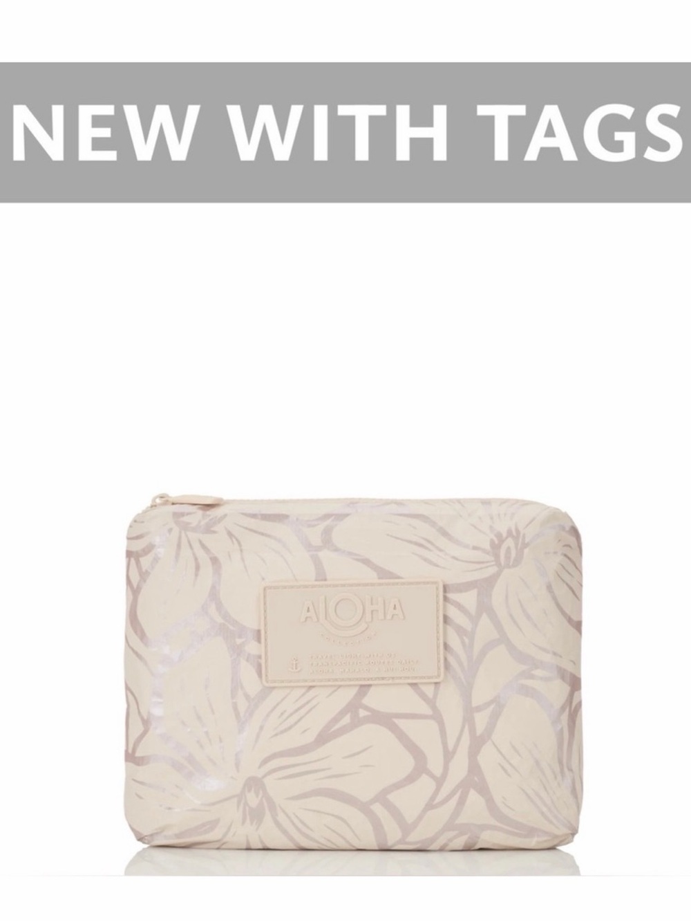 ALOHA Collection MID POUCH Backyard Oyster On Sandstone